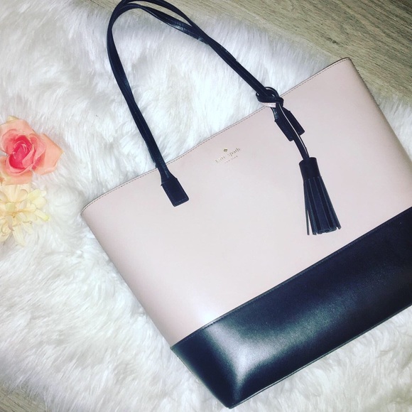 Kate Spade two toned purse - Picture 2 of 8